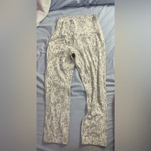Lululemon leggings